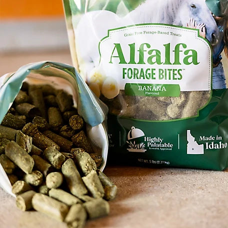 Alfalfa Forage Bites - Banana Flavored